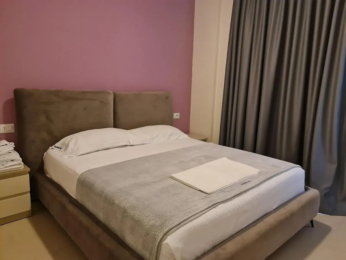 Amara Apartments Vlorë 0*,  阿尔巴尼亚