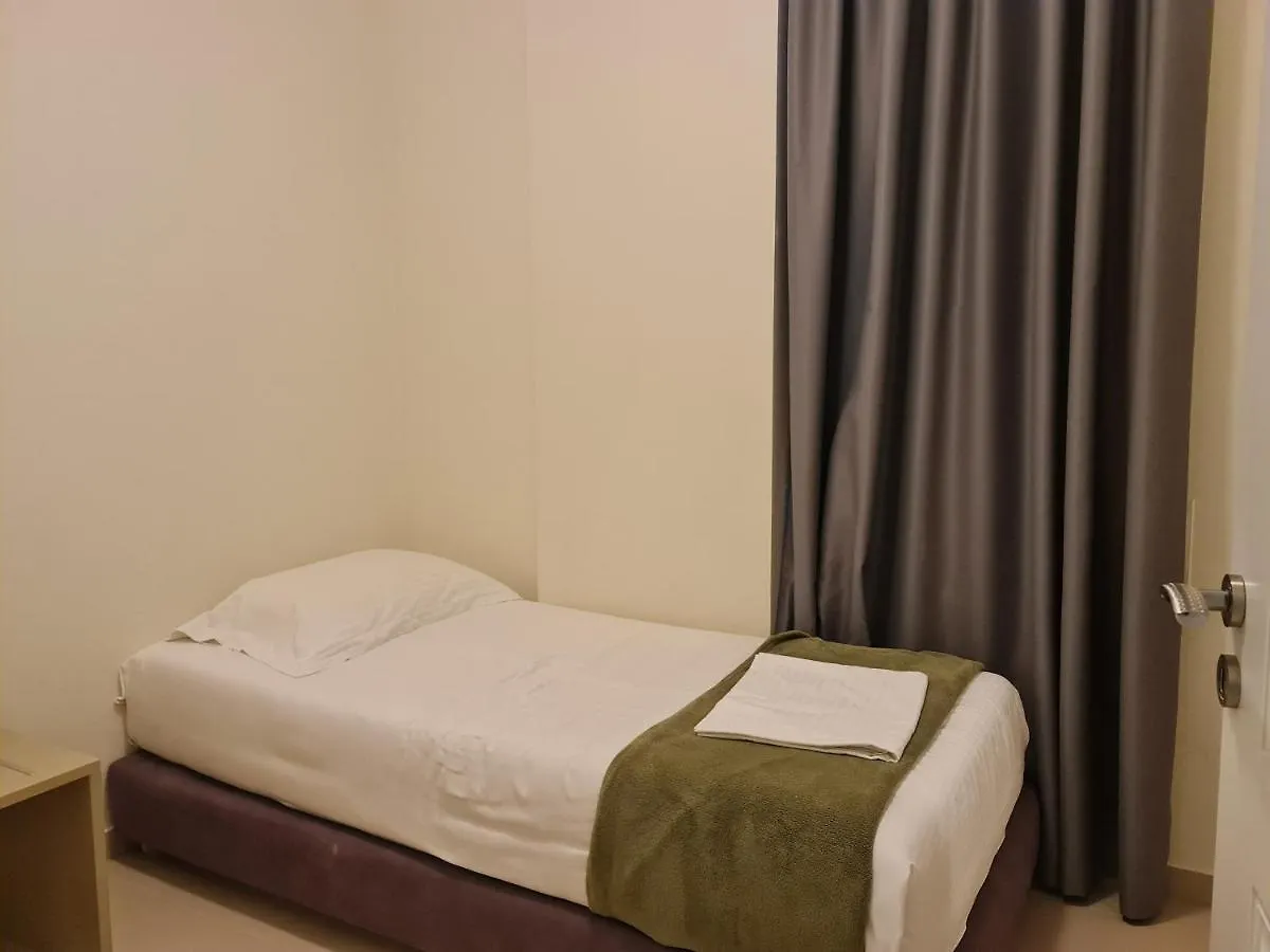 Amara Apartments Vlorë 0*,